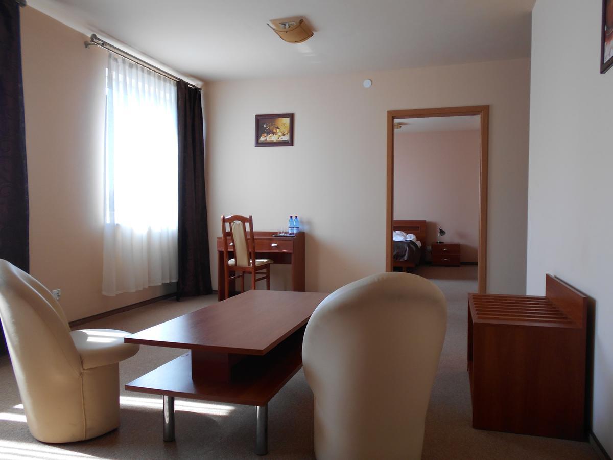 Hotel Astor Radom Exterior photo